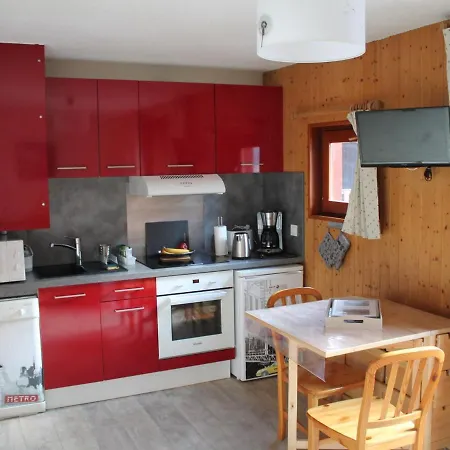 4 Pers, Balcon, Parking Collectif Apartment Valloire