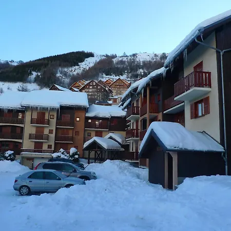 Cosy A Valloire, 4 Pers, Proche Remontees & Centres, Balcon, Parking - Fr-1-263-525 Apartment
